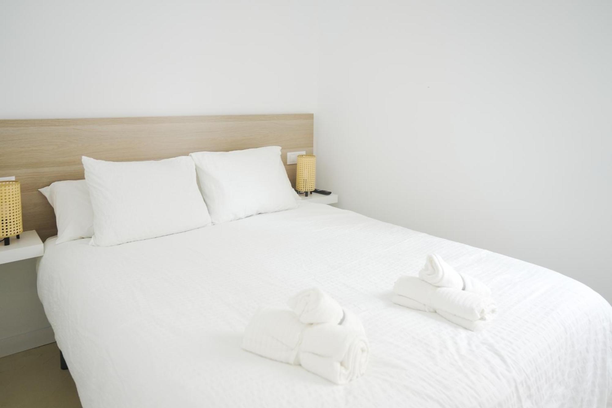 Apartamento Centrico La Merced - Free Parking & Free Gym Malaga Exterior photo